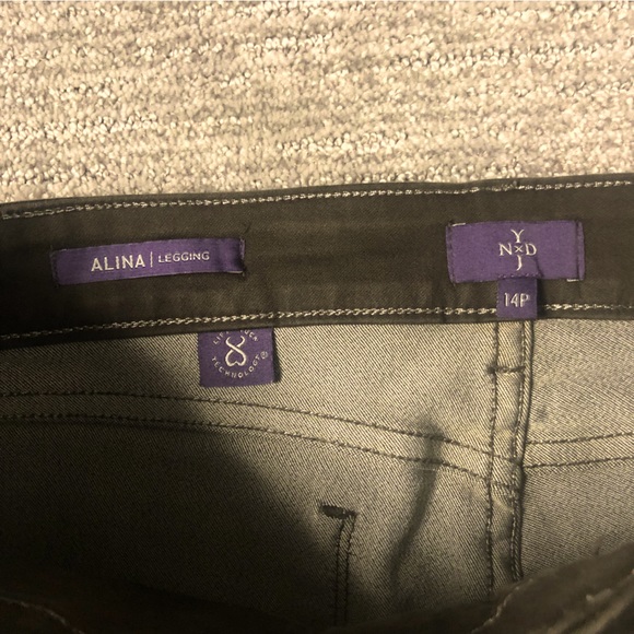 NYDJ Alina Legging Brown Stretch Pants Size 14P - Picture 7 of 9